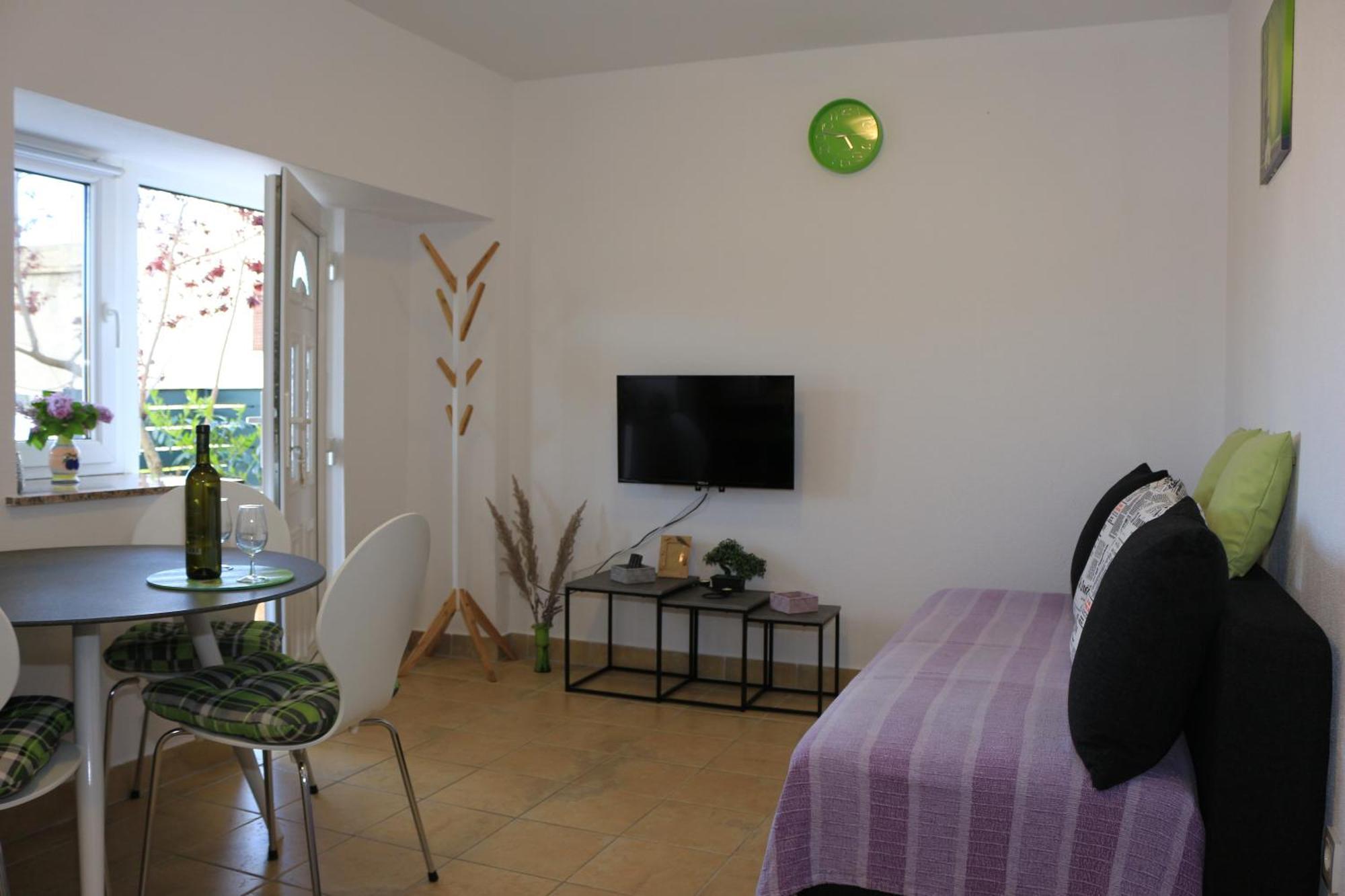 Apartman Kristina Vrbnik Ngoại thất bức ảnh