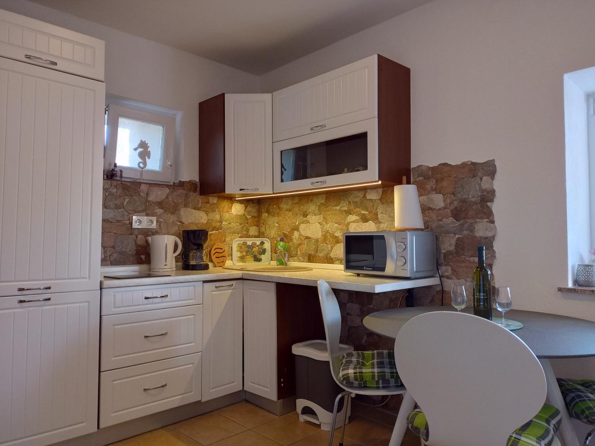 Apartman Kristina Vrbnik Ngoại thất bức ảnh